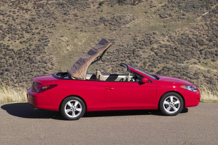 2006 Toyota Camry Solara Convertible SE Picture