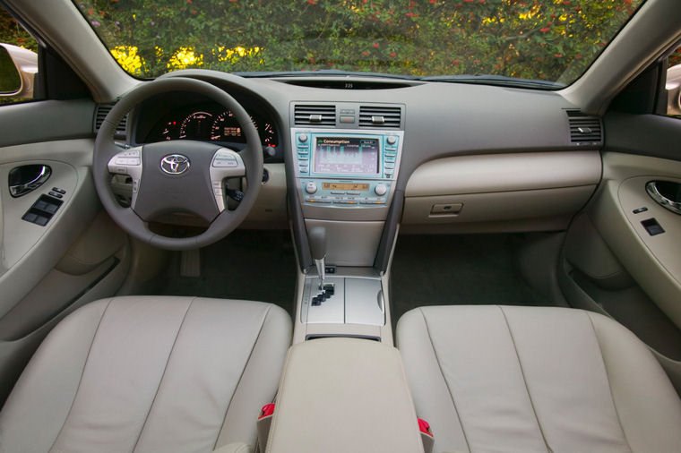 2008 Toyota Camry Hybrid Cockpit Picture