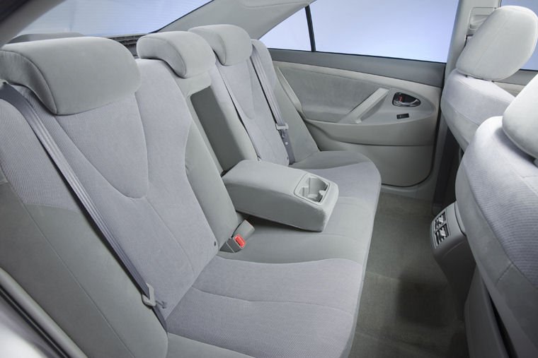 2010 Toyota Camry Hybrid Rear Seats Picture