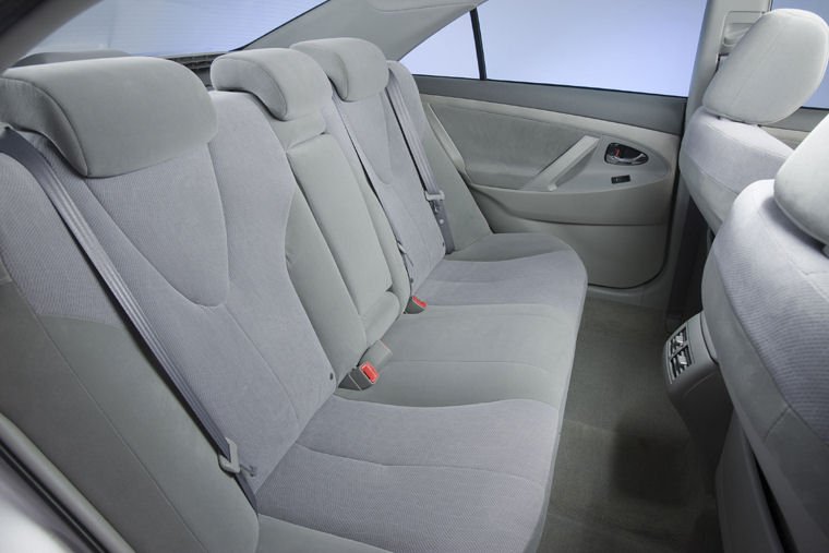 2011 Toyota Camry Hybrid Rear Seats Picture