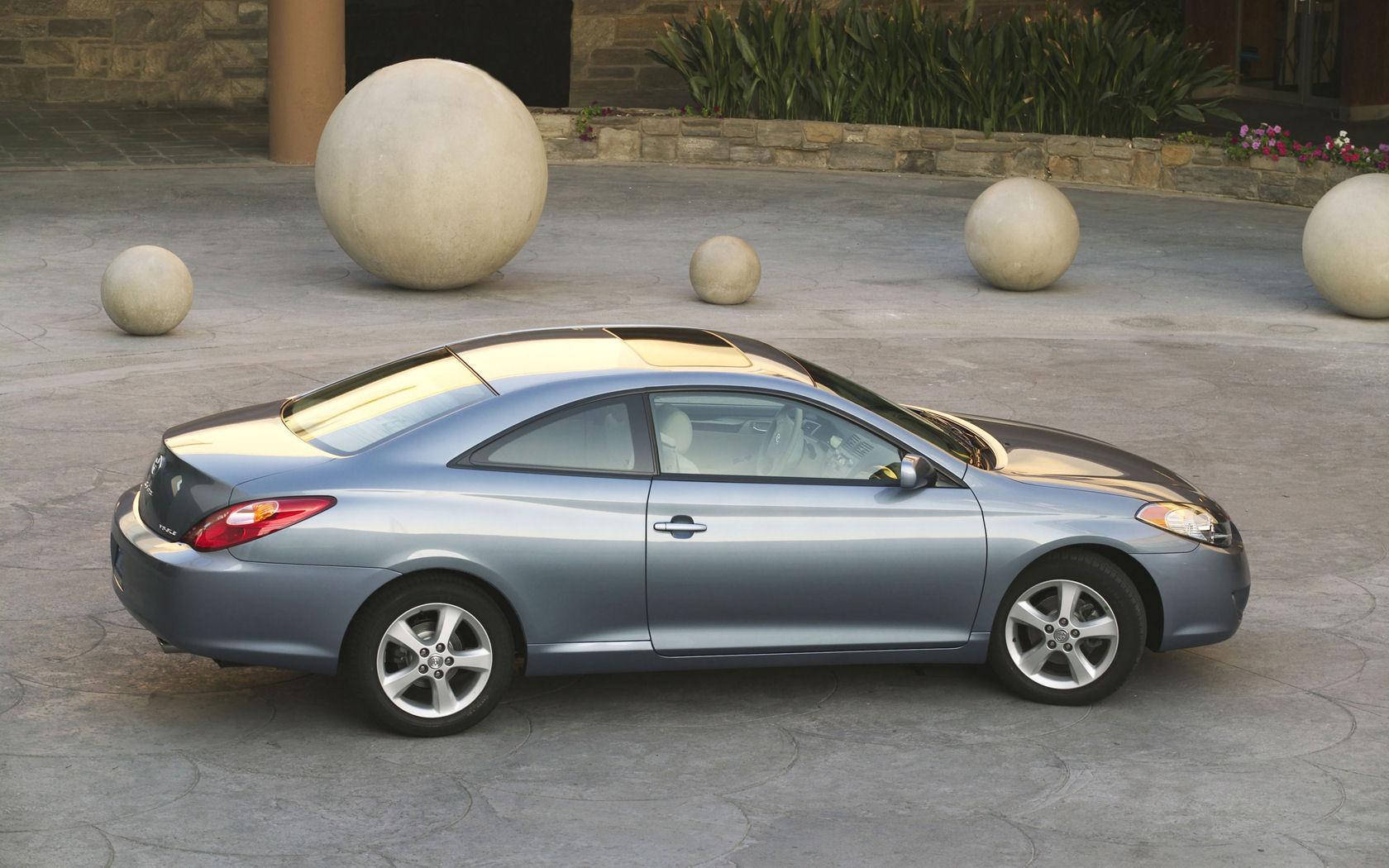 Toyota Camry Desktop Wallpaper