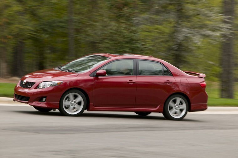 2010 Toyota Corolla XRS Picture