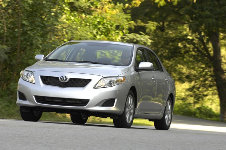 2010 Toyota Corolla XLE Picture