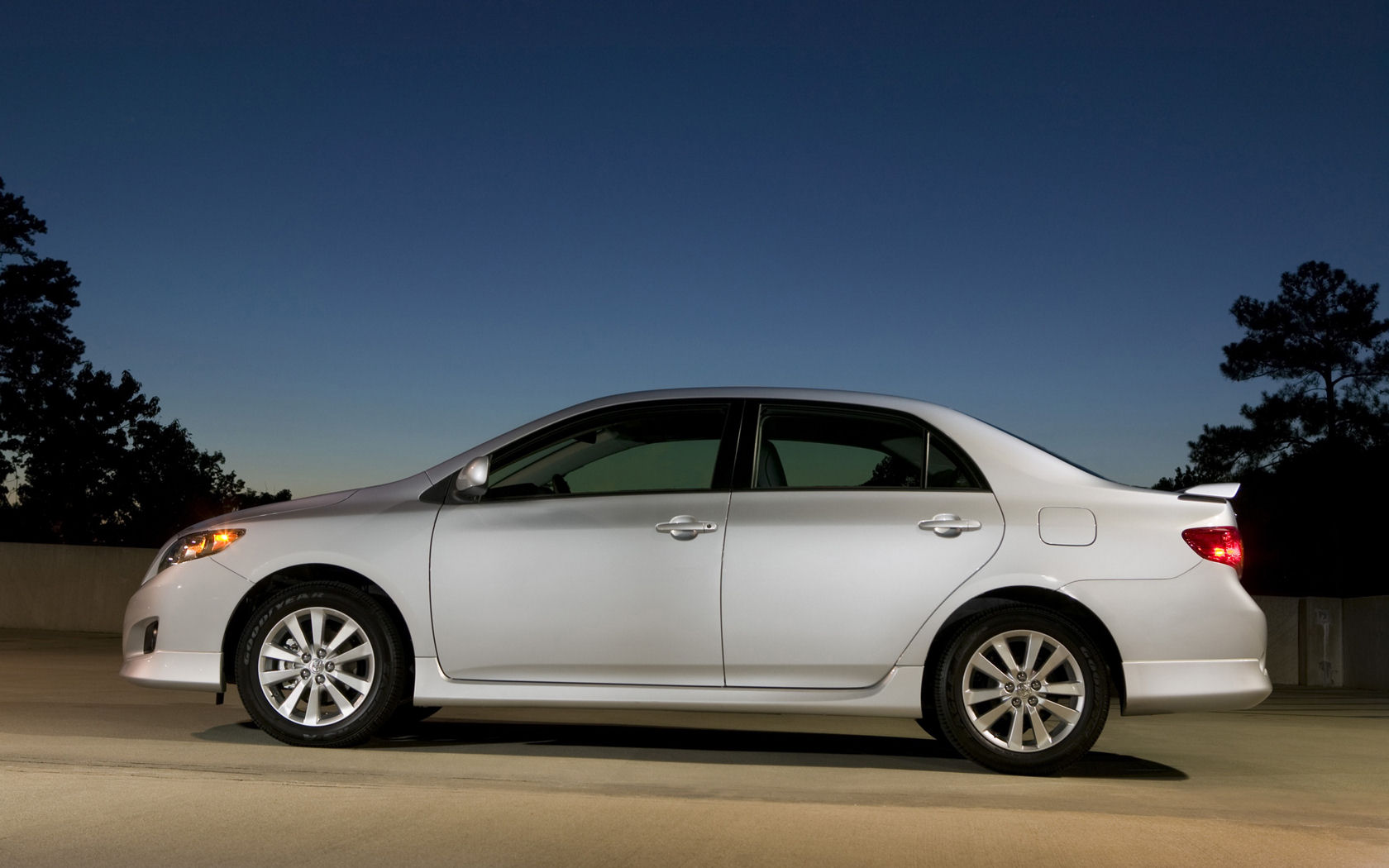 Toyota Corolla Desktop Wallpaper