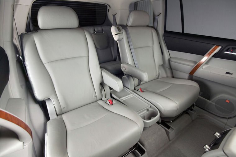 2009 Toyota Highlander Interior Picture