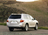 Toyota Highlander Desktop Wallpaper