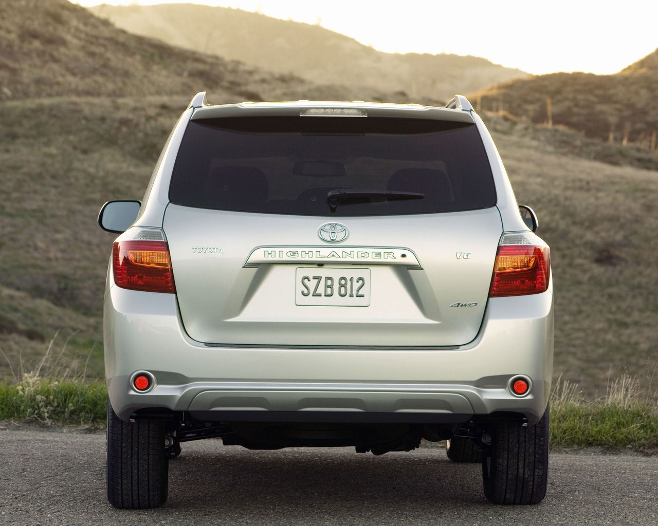 Toyota Highlander Desktop Wallpaper