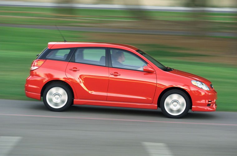2003 Toyota Matrix Picture