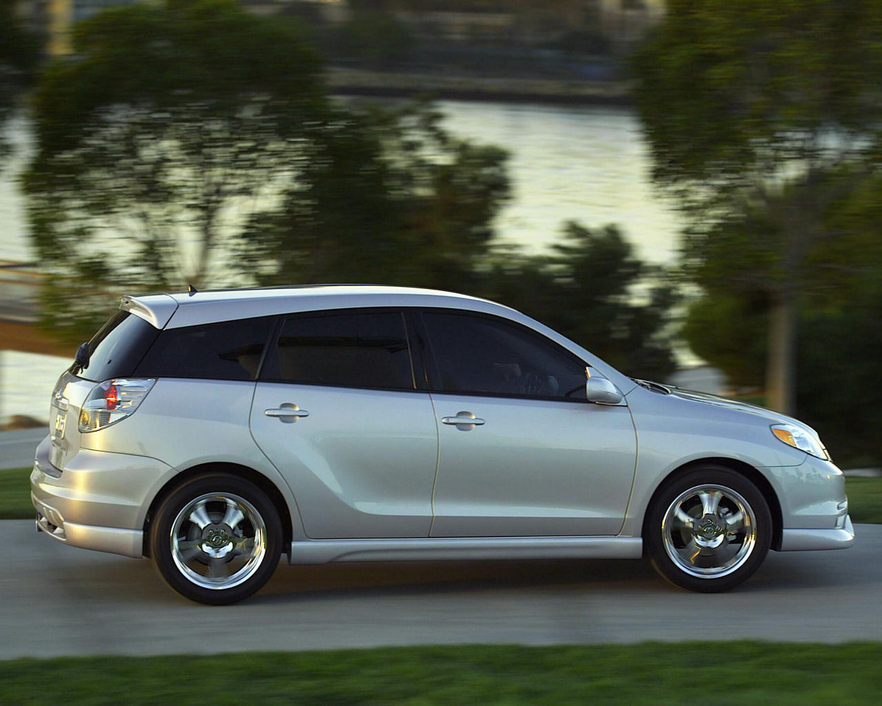 Toyota Matrix Desktop Wallpaper