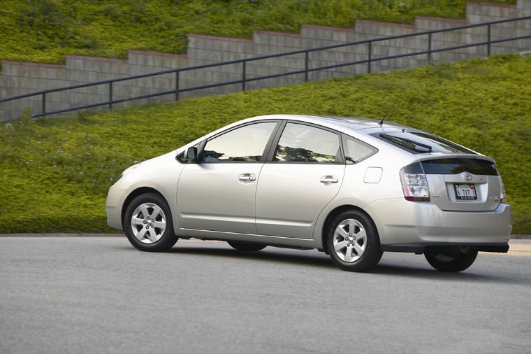 2004 Toyota Prius Picture