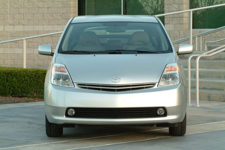 2004 Toyota Prius Picture