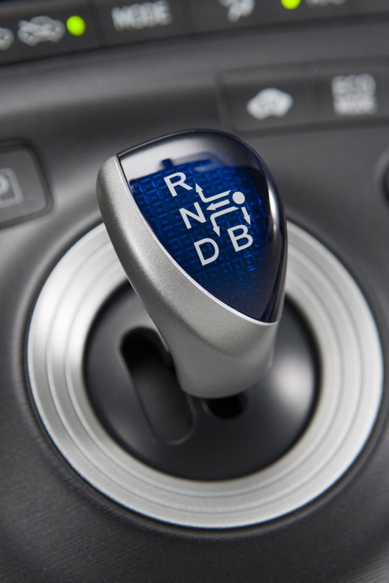 2010 Toyota Prius Gear Lever Picture