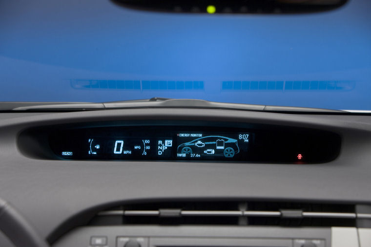 2010 Toyota Prius Gauges Picture