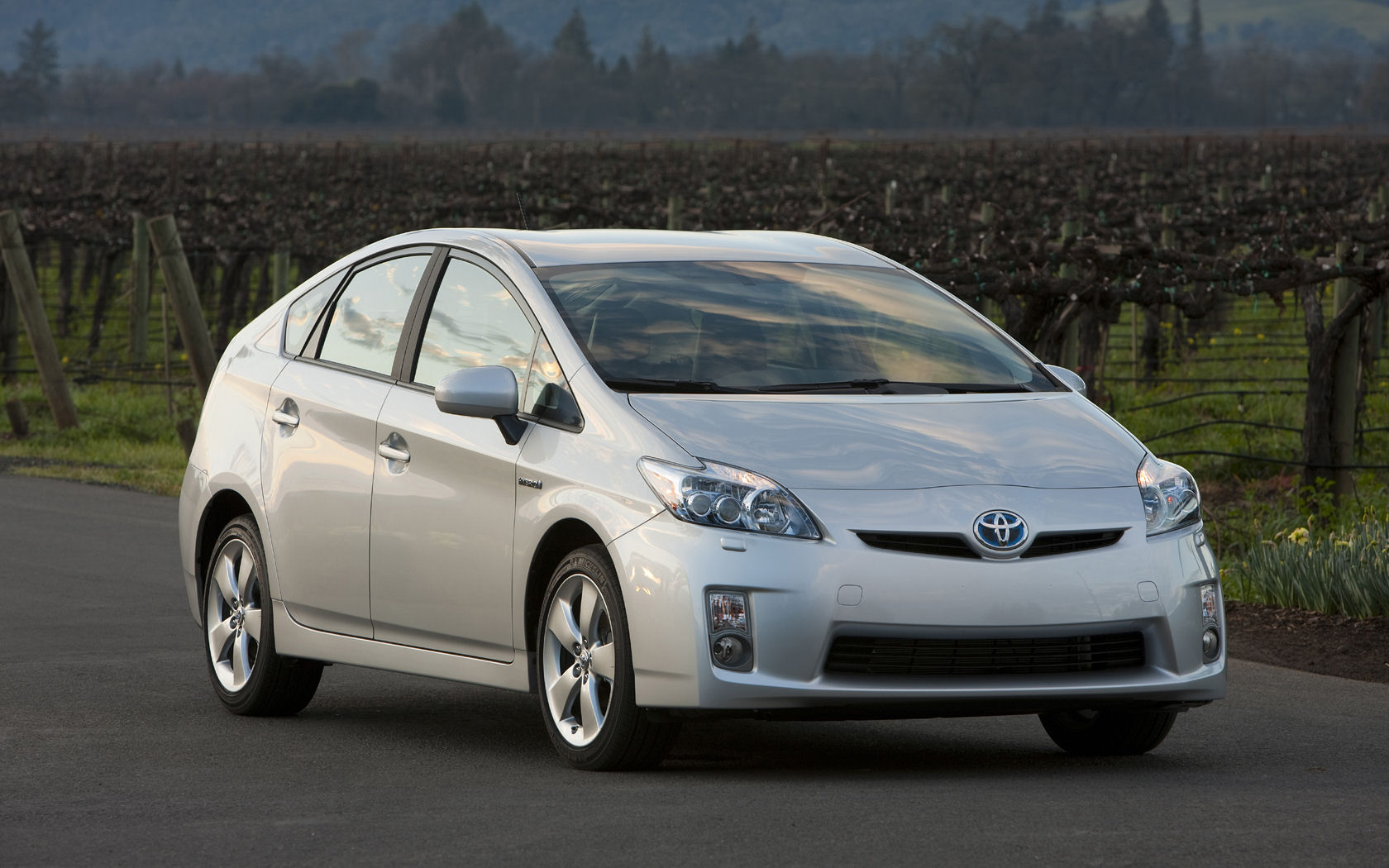 Toyota Prius Desktop Wallpaper