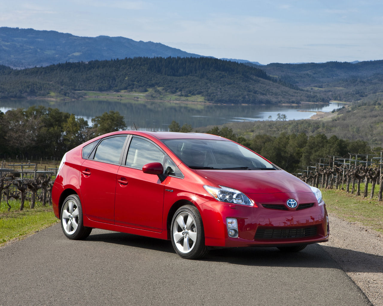 Toyota Prius Desktop Wallpaper