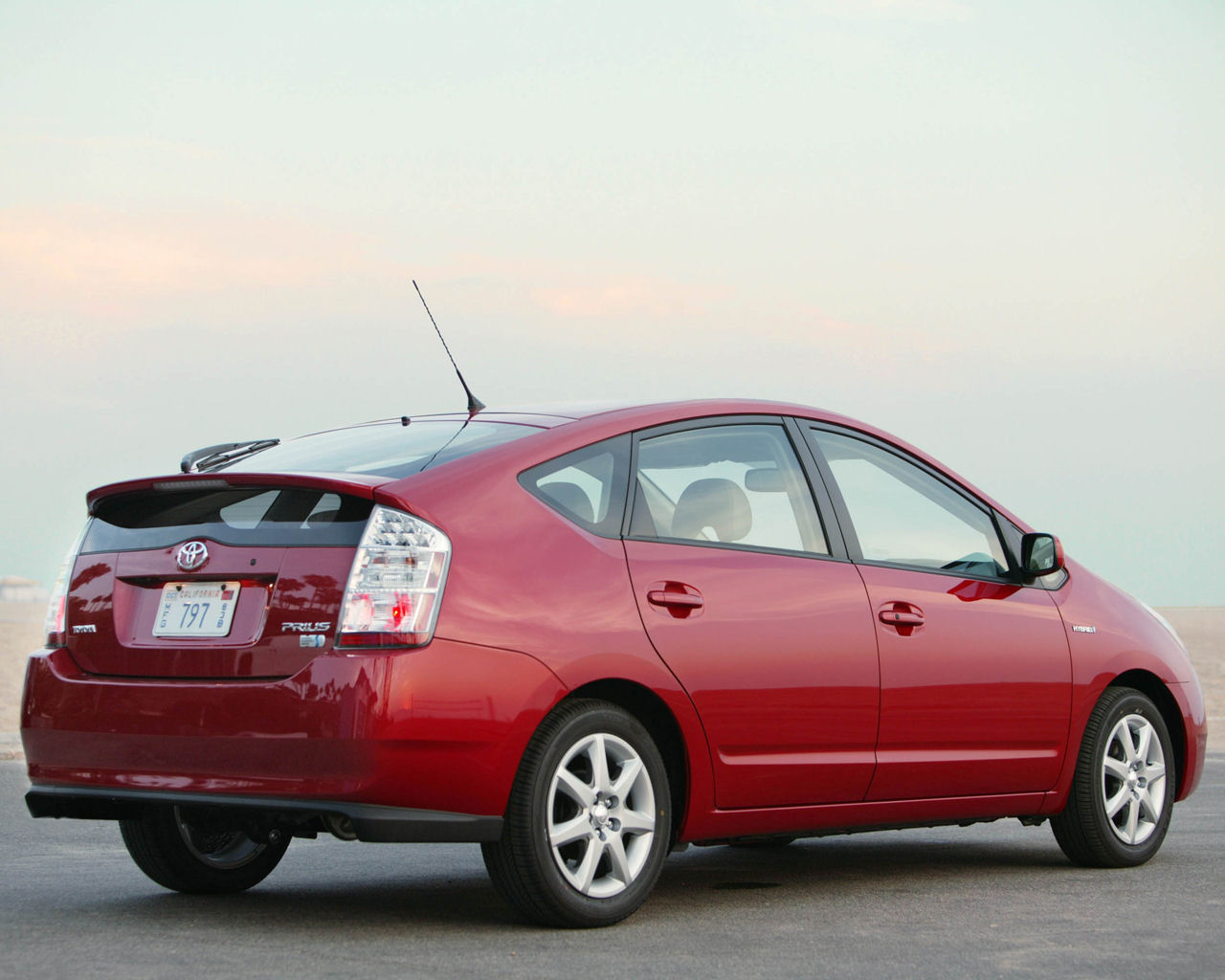 Toyota Prius Desktop Wallpaper