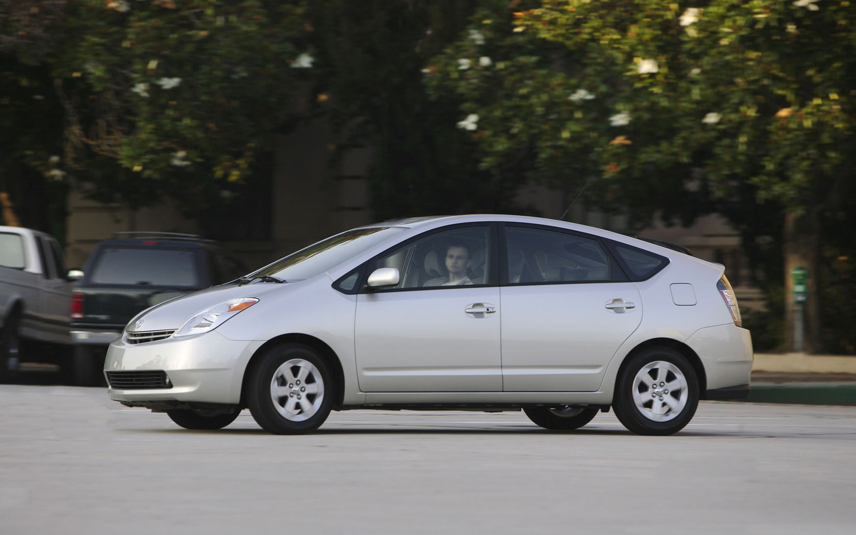 Toyota Prius Desktop Wallpaper