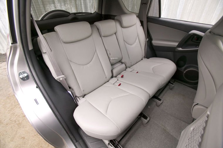 2007 Toyota RAV4 Limited Rear Seats Picture