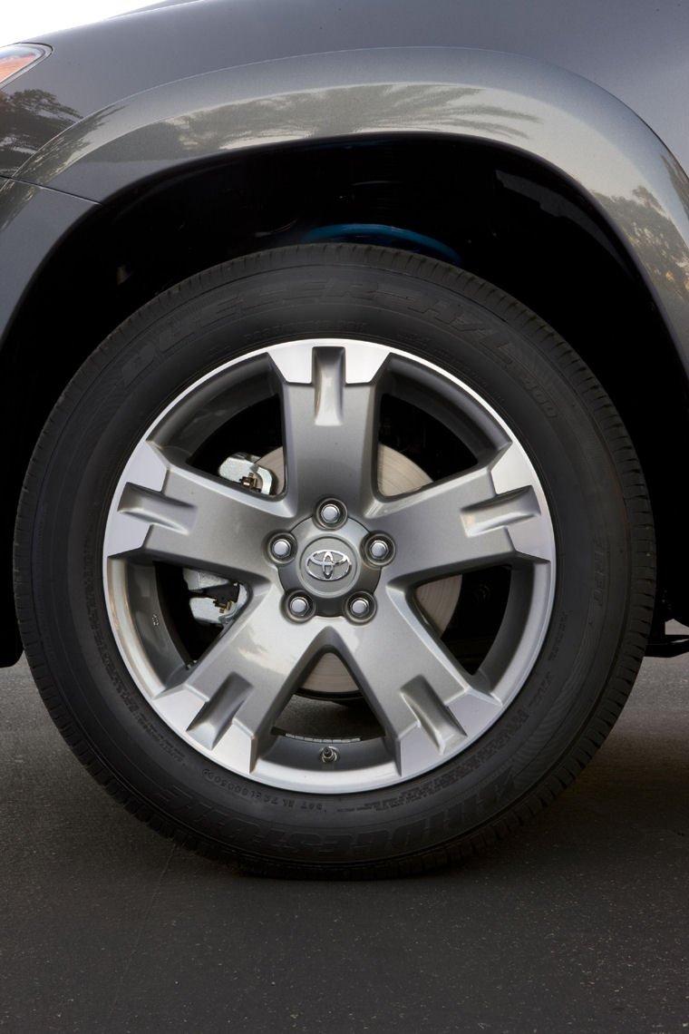 2010 Toyota RAV4 Rim Picture