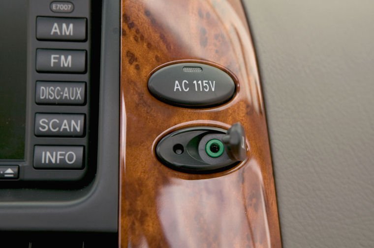 2010 Toyota Sienna Interior Picture