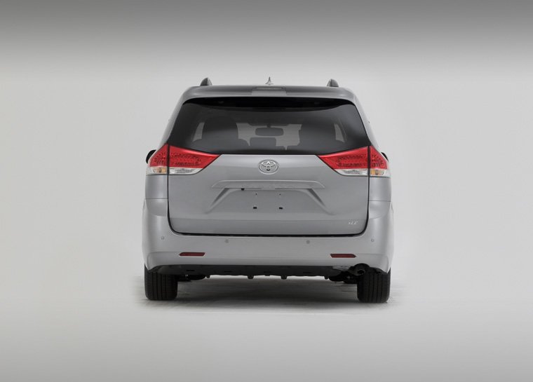 2011 Toyota Sienna XLE Picture