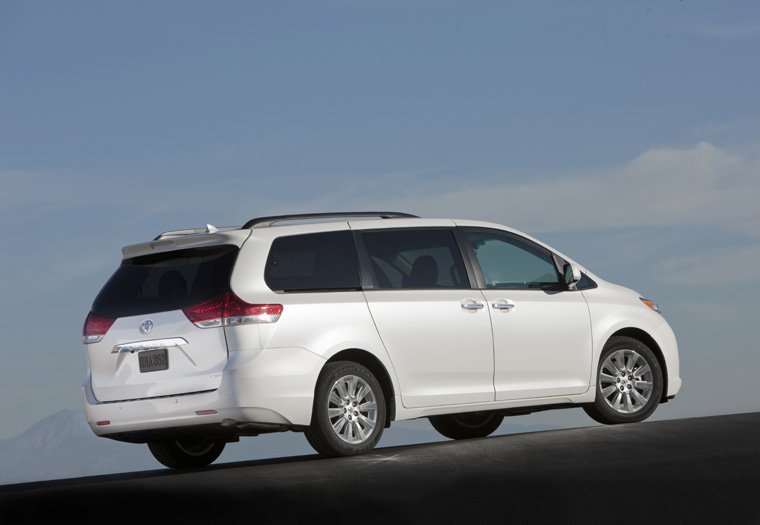2011 Toyota Sienna Limited Picture