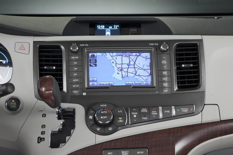 2011 Toyota Sienna Limited Center Stack Picture