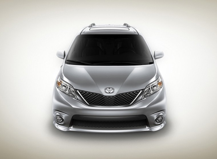 2011 Toyota Sienna SE Picture