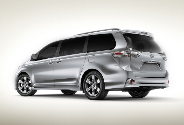 2011 Toyota Sienna SE Picture
