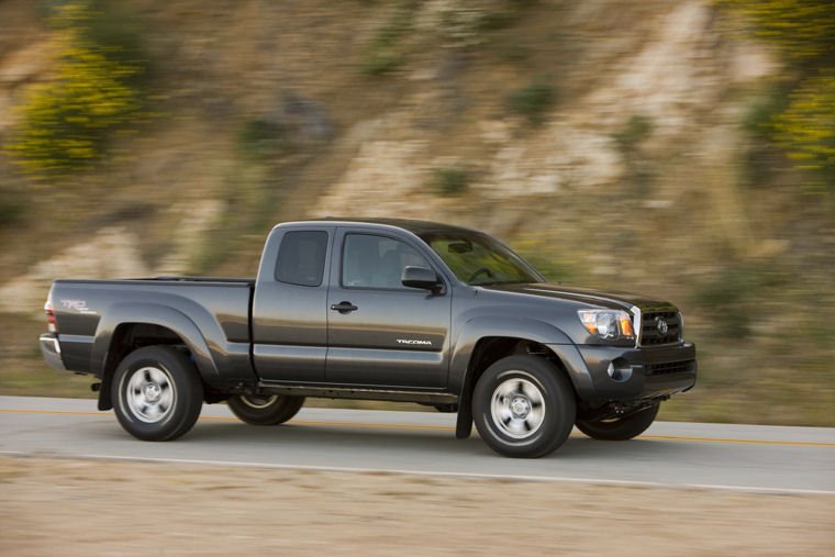 2010 Toyota Tacoma Access Cab AWD Picture