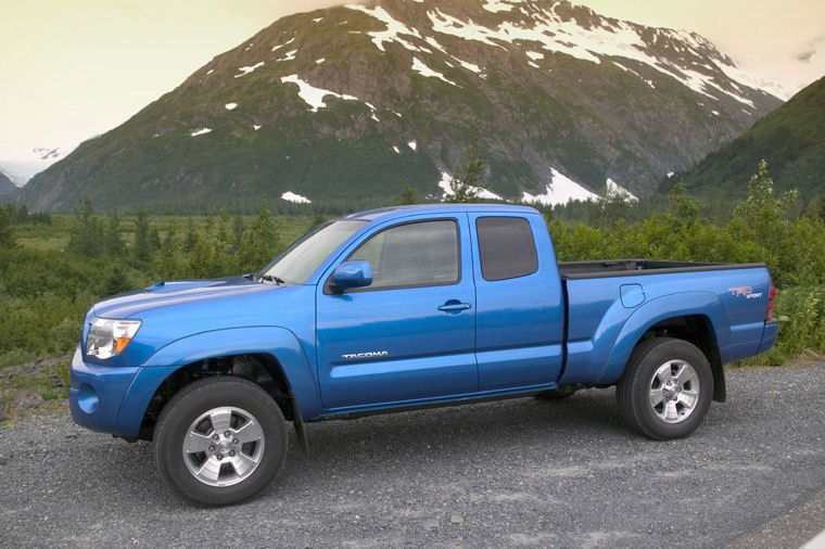 2010 Toyota Tacoma PreRunner Access Cab Picture