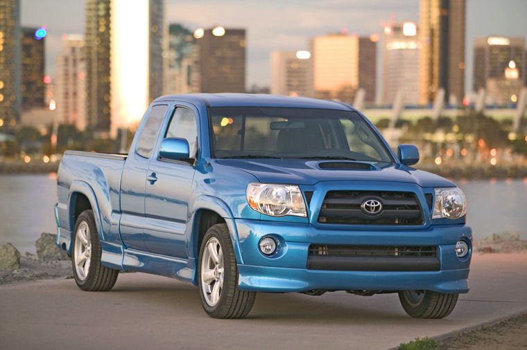2010 Toyota Tacoma X-Runner Picture