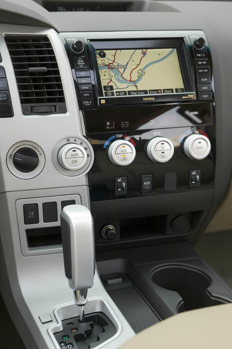 2009 Toyota Tundra CrewMax Center Stack Picture