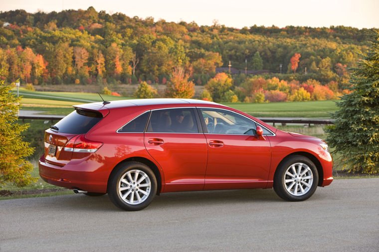 2010 Toyota Venza Picture