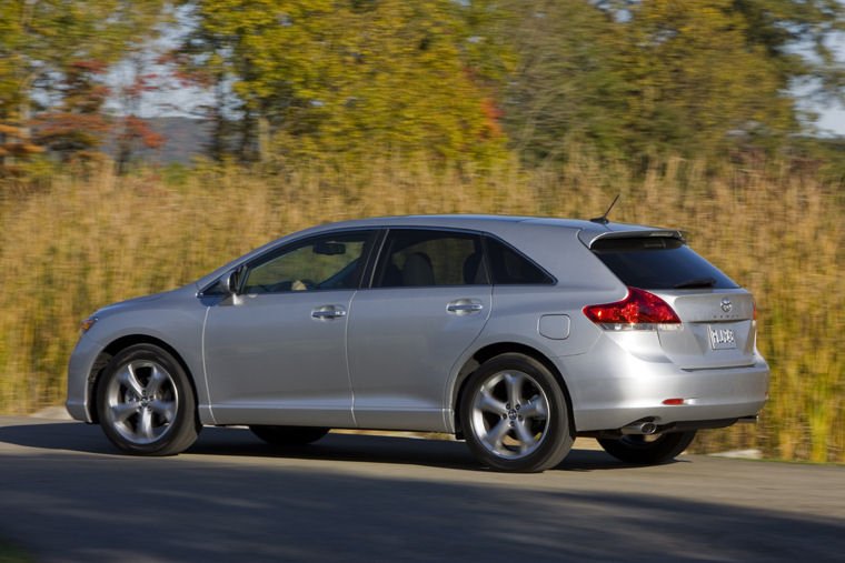 2010 Toyota Venza Picture