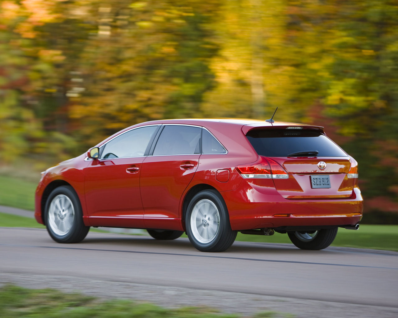Toyota Venza Desktop Wallpaper