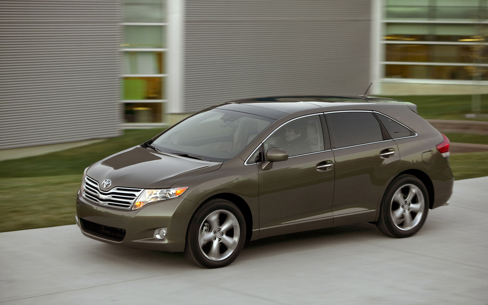 Toyota Venza Desktop Wallpaper