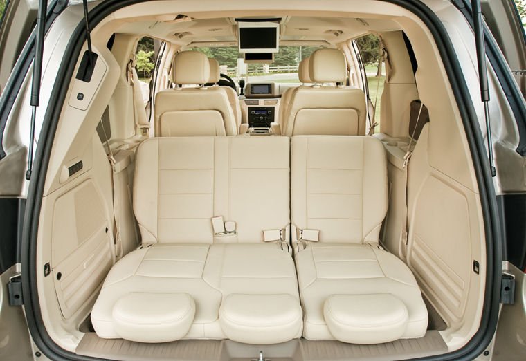 2009 Volkswagen Routan Rear Seats - Picture / Pic / Image