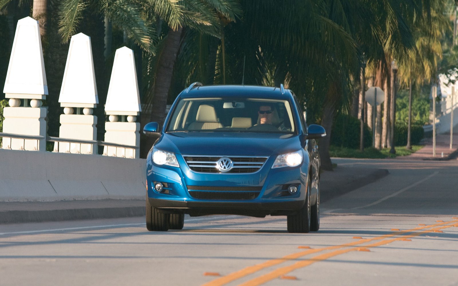 Volkswagen Tiguan Desktop Wallpaper