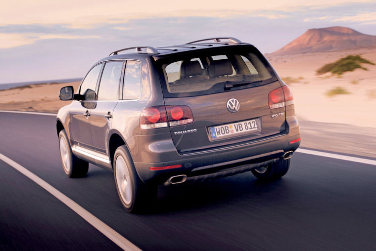 2008 Volkswagen Touareg V10 TDI Picture