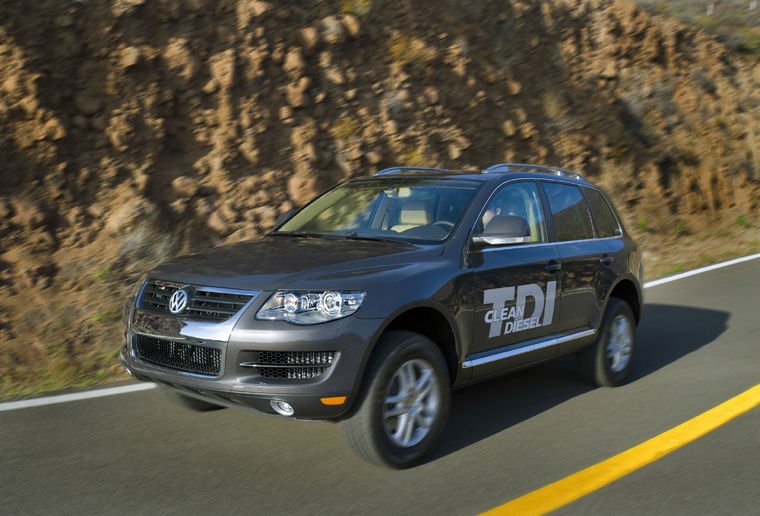 2009 Volkswagen Touareg V6 TDI Picture