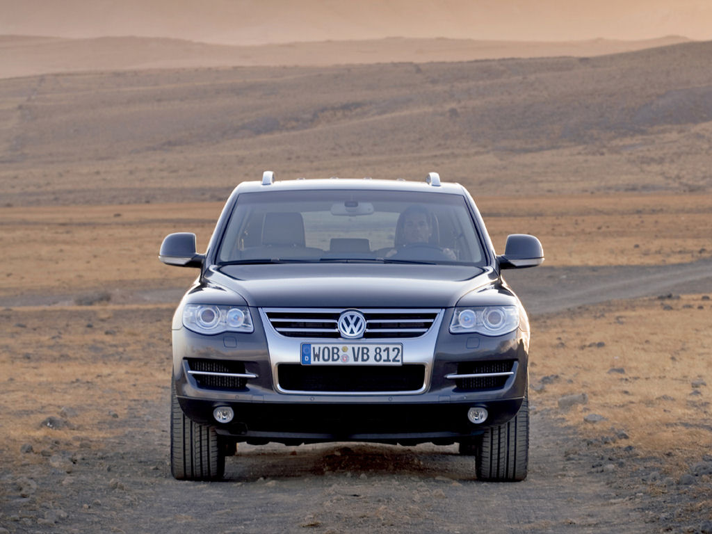 Volkswagen Touareg Desktop Wallpaper